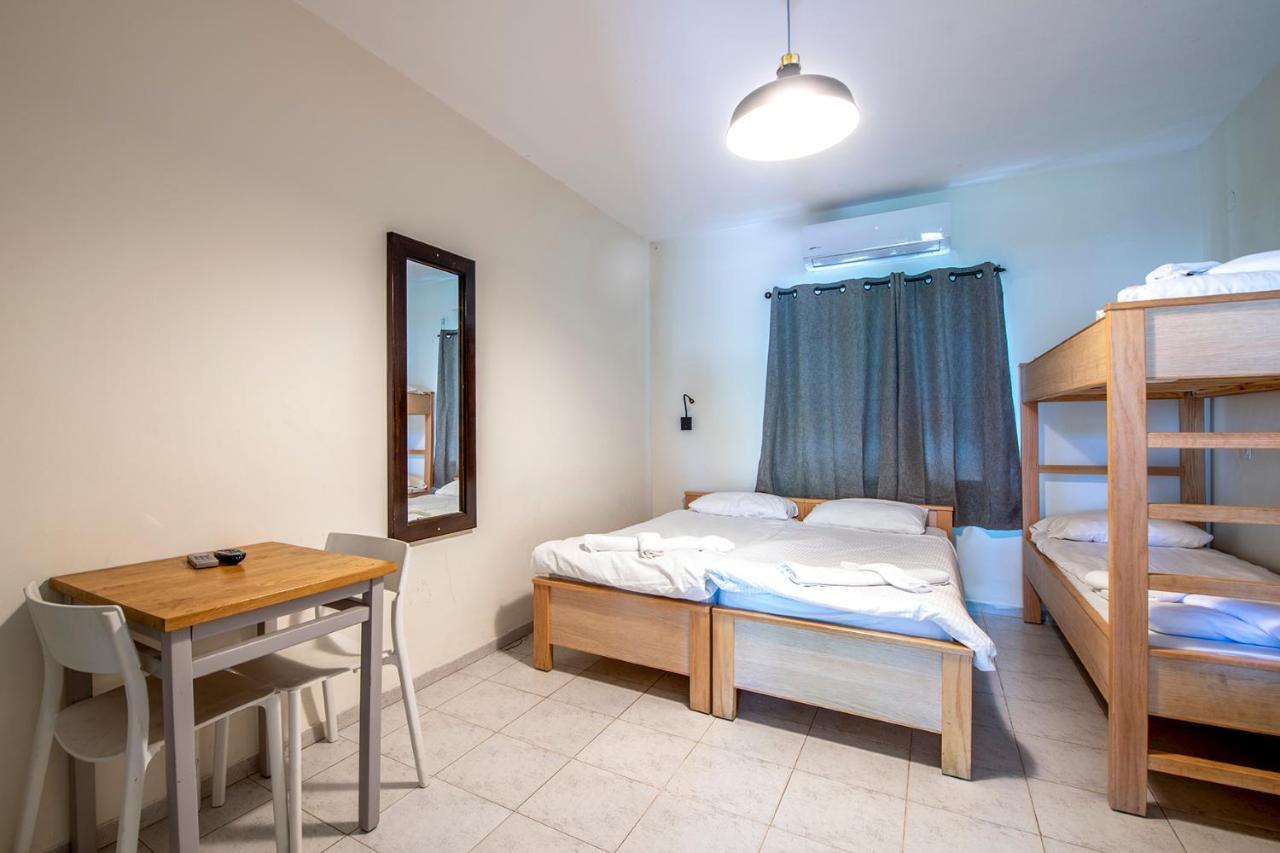 כפר הנופש קיבוץ גדות Kibbutz Gadot Galilean Resort Ngoại thất bức ảnh