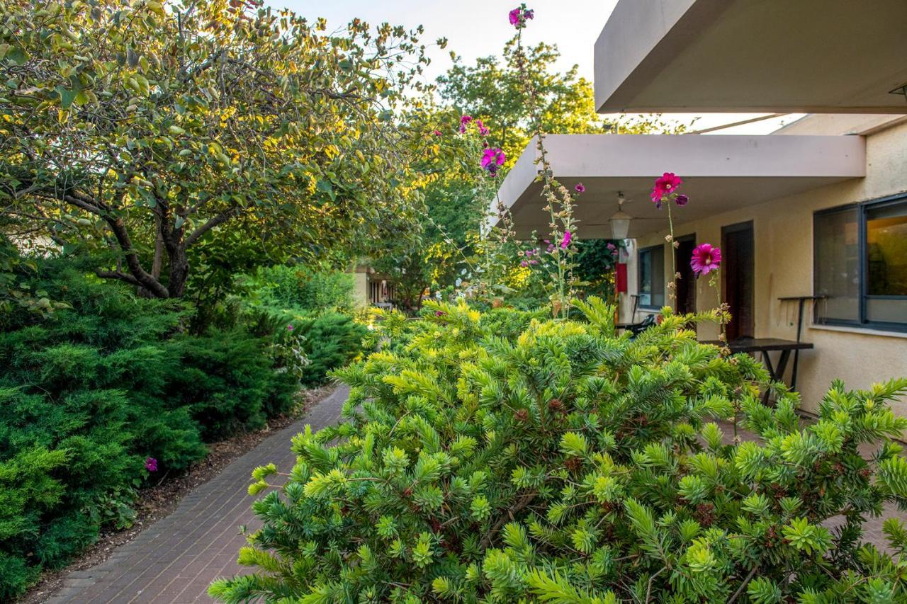 כפר הנופש קיבוץ גדות Kibbutz Gadot Galilean Resort Ngoại thất bức ảnh