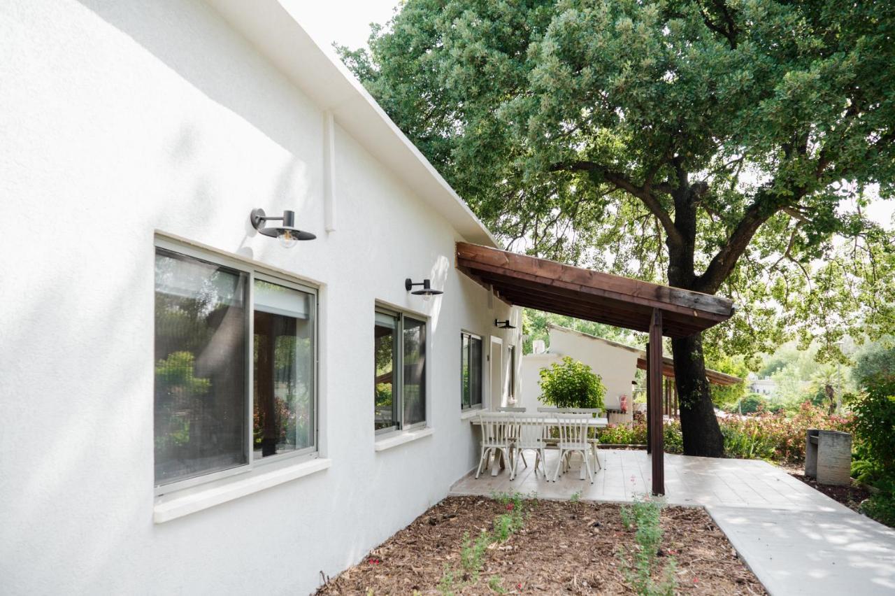 כפר הנופש קיבוץ גדות Kibbutz Gadot Galilean Resort Ngoại thất bức ảnh